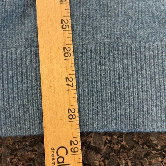 Banana Republic XL Men’s 100% Merino Wool Soft Blue Color - Picture 6 of 6